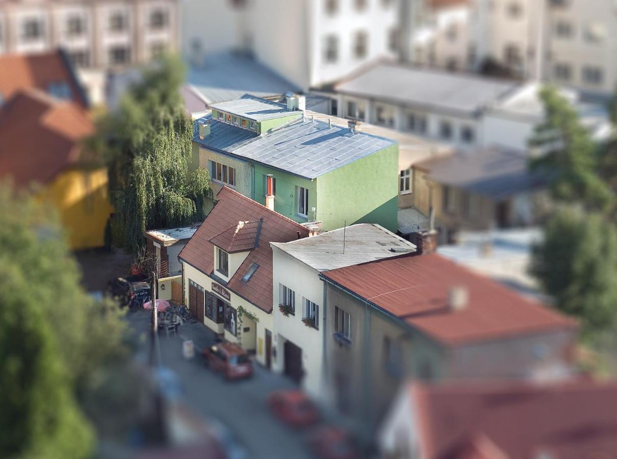 Penzion U Vinoteky Nymburk Exterior foto